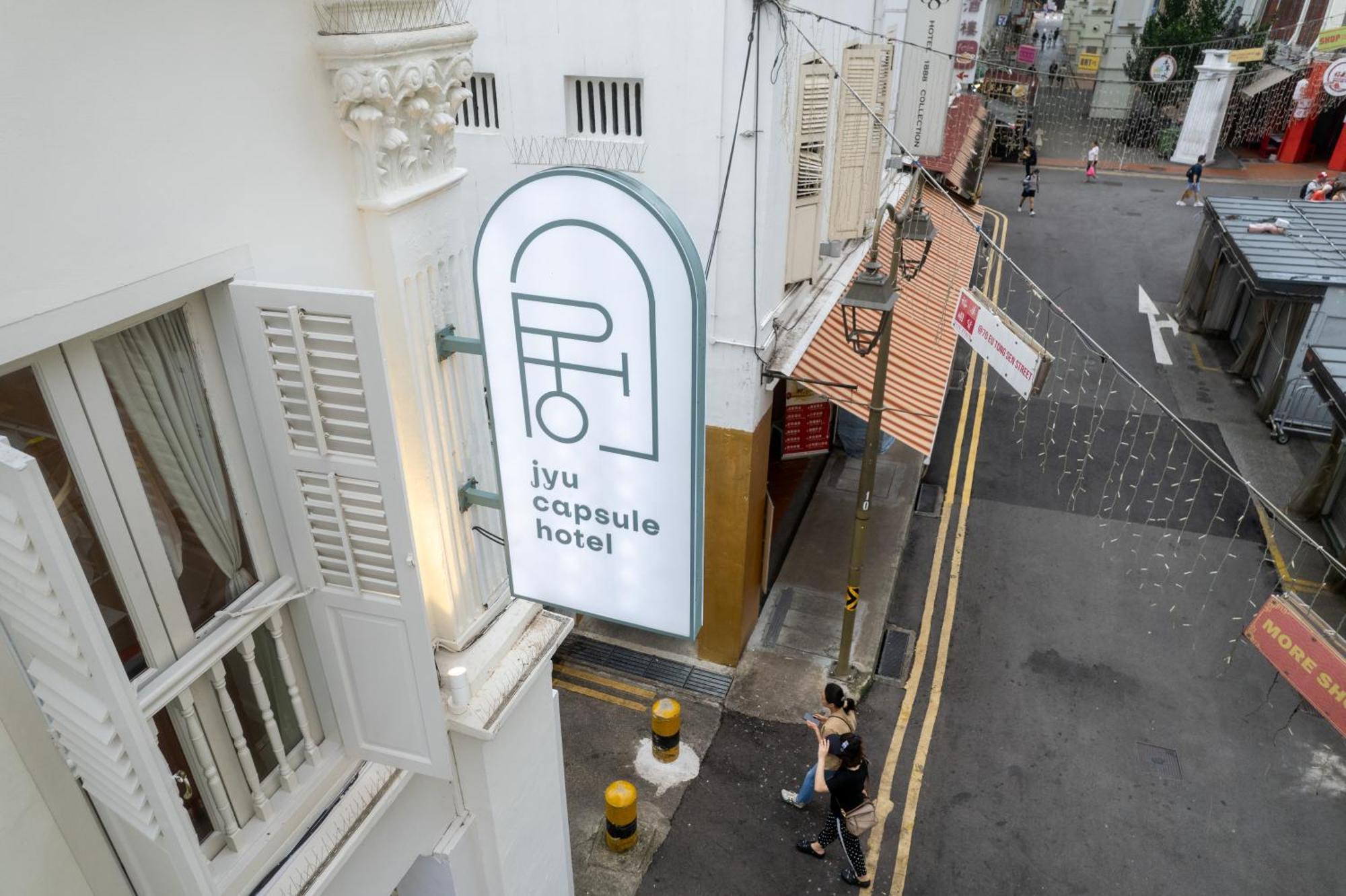 Jyu Capsule Hotel Singapore Exteriör bild